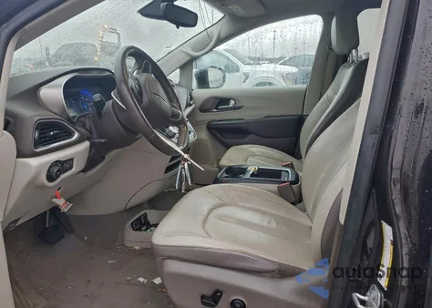 2017 Chrysler Pacifica Touring L z USA, uszkodzony, nr VIN 2C4RC1BG8HR771208